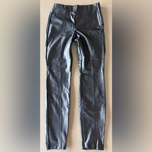 Zara Faux Leather Black Lined Skinny Hot Pants Sz M Zippers Ankles Side vegan